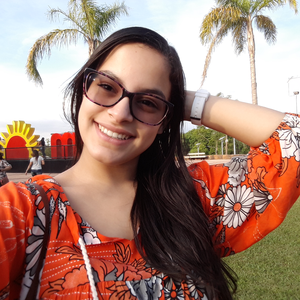 Foto de perfil de Hellen Dominique