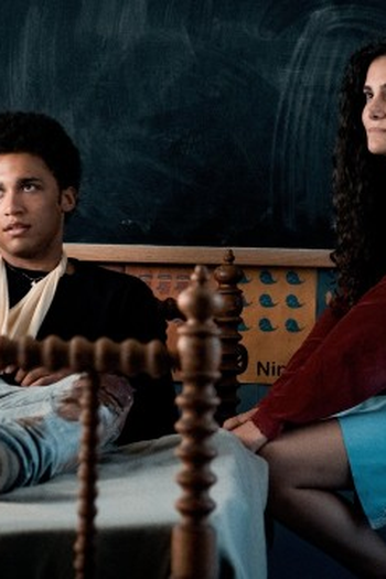 Poster de Episódio Broken Windows, Open Doors (2022)