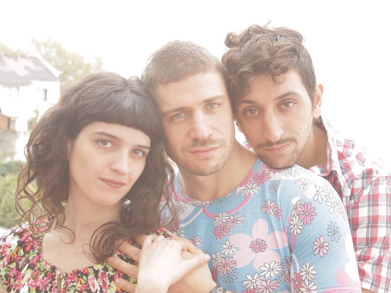 Foto 3 de Somos tr3s