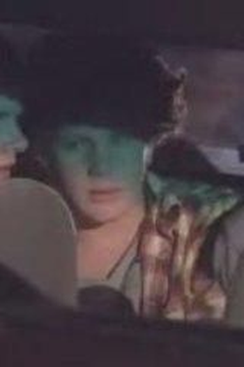  de Curta Skins - Unseen: Last Bus (2009)