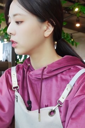Poster de Episódio YUNA in JEJU (2021)