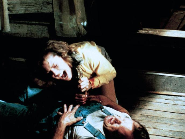 1000 Indicações de filmes fodas 138%: Uma noite alucinante 2 (1987) Terror  Sinopse: Único sobrevivente