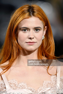 Alison Oliver - Poster 1