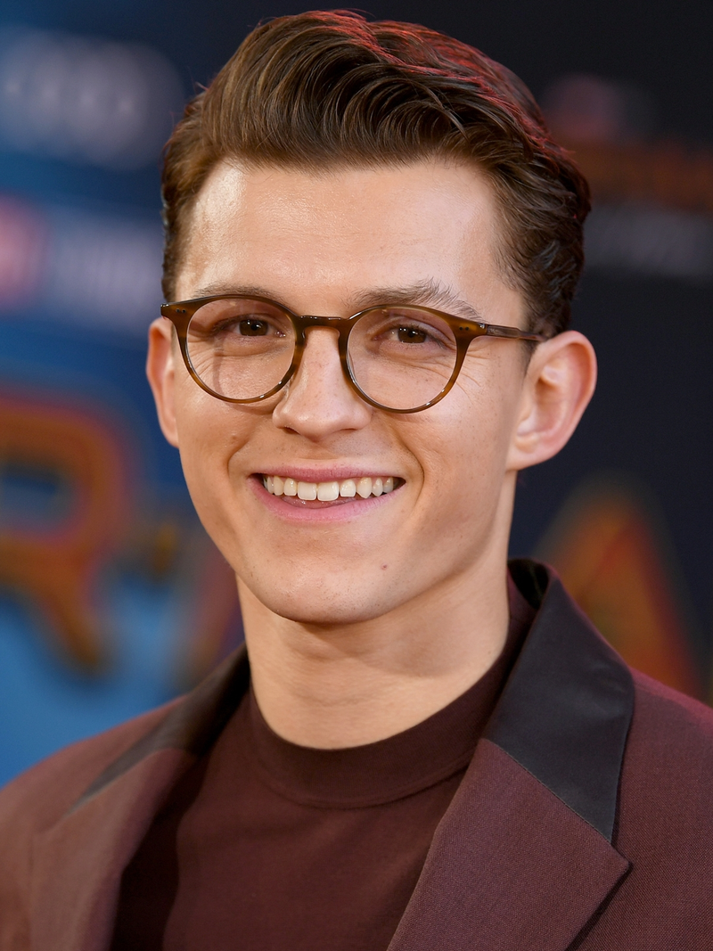 Tom Holland (X) - Foto 1