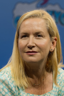 Angela Kinsey - Poster 1