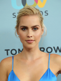 Claire Holt (I)
