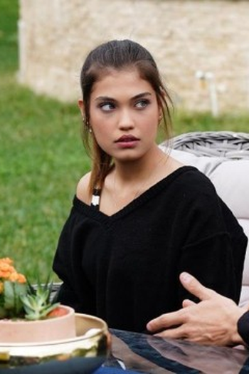 Poster de Episódio 8. Bölüm (2023)