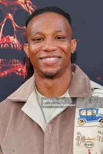 Arlen Escarpeta - Poster 1