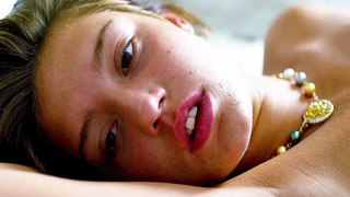 Trailer: ORPHELINE - Extraits du Film (Adèle Exarchopoulos - 2017) - Filmsactu