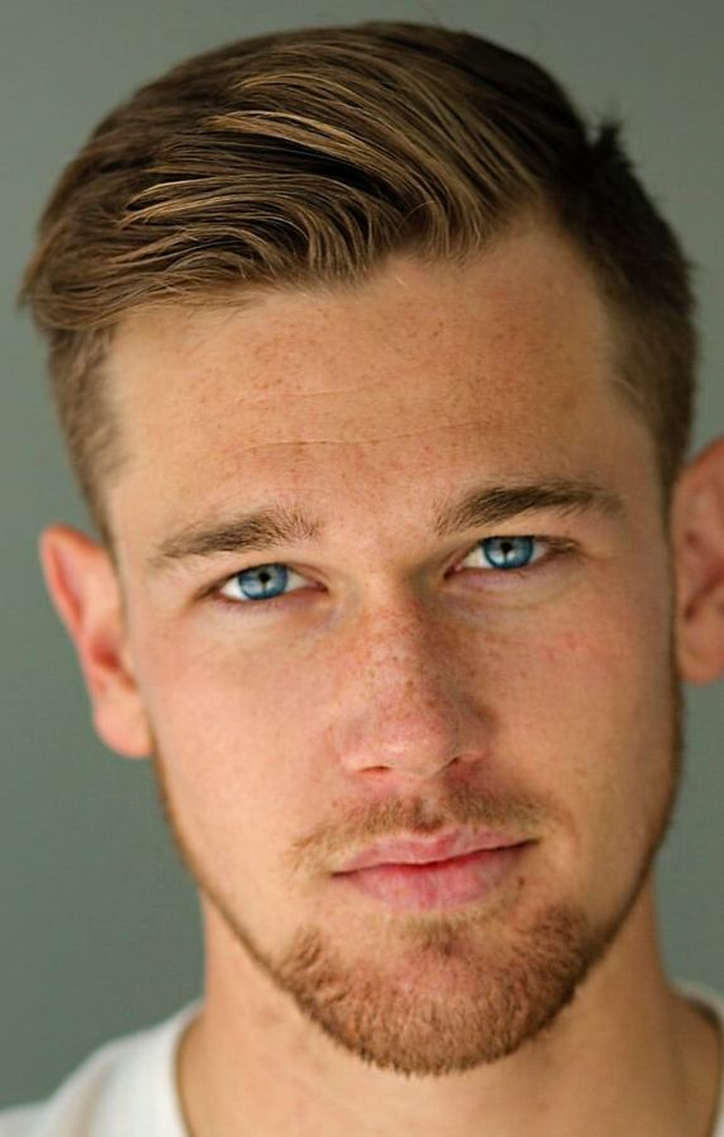 Taylor John Smith - Foto 1