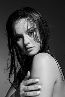 Kayla Kusy - Poster 1