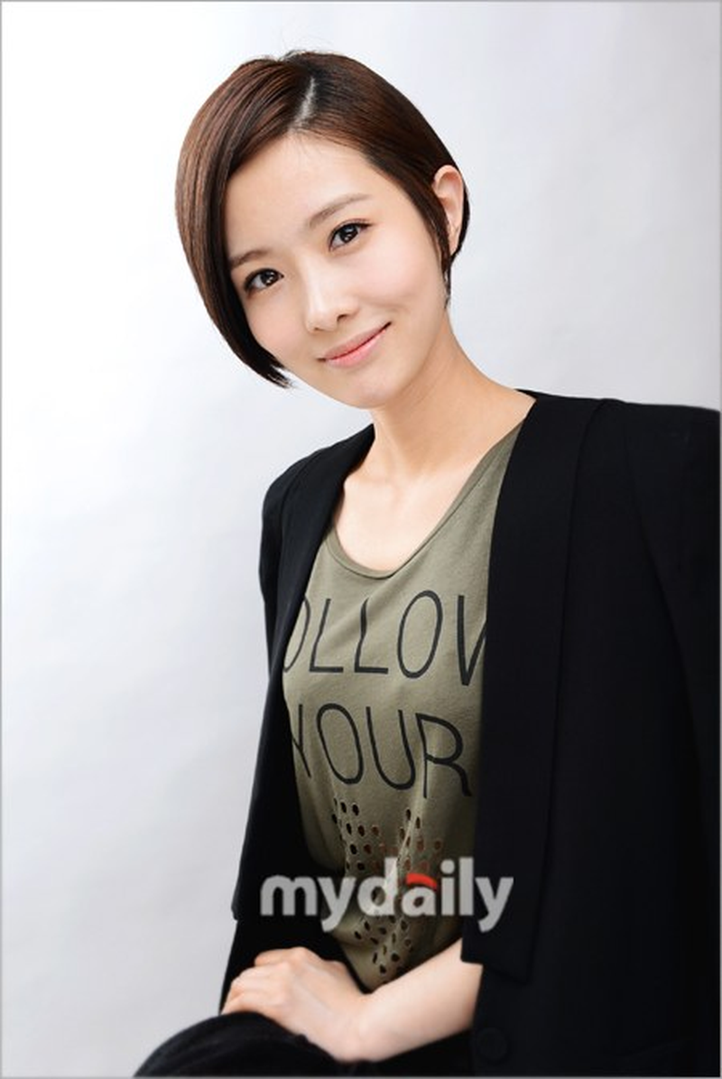 Kim Yoo Ri - Foto 1