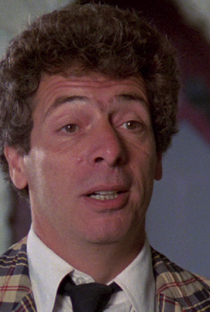 Sam Shamshak - Poster / Capa / Cartaz - Oficial 1