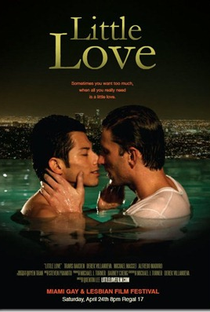 Amor Pequeno - Poster / Capa / Cartaz - Oficial 1