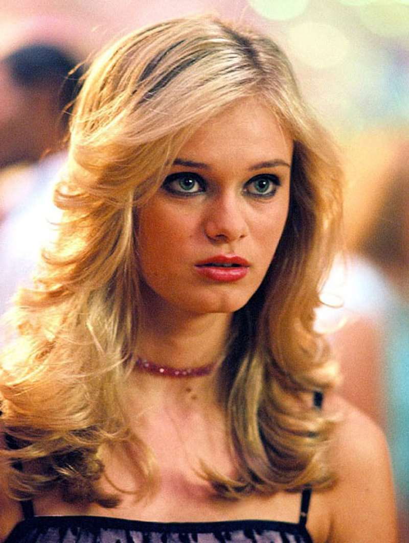 Sara Paxton - Foto 1