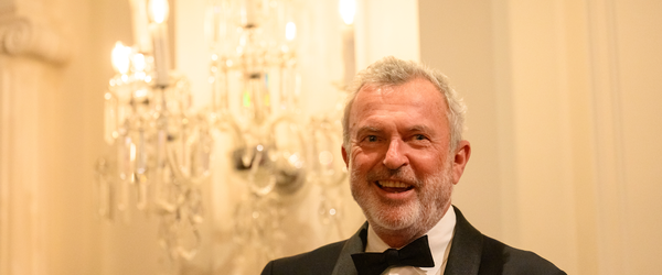 Revelada a causa da morte de Sam Neill aos 78 anos
