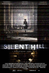 Terror em Silent Hill - Poster / Capa / Cartaz - Oficial 9