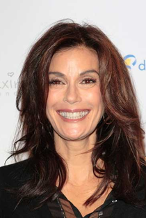 Teri Hatcher - Poster 3