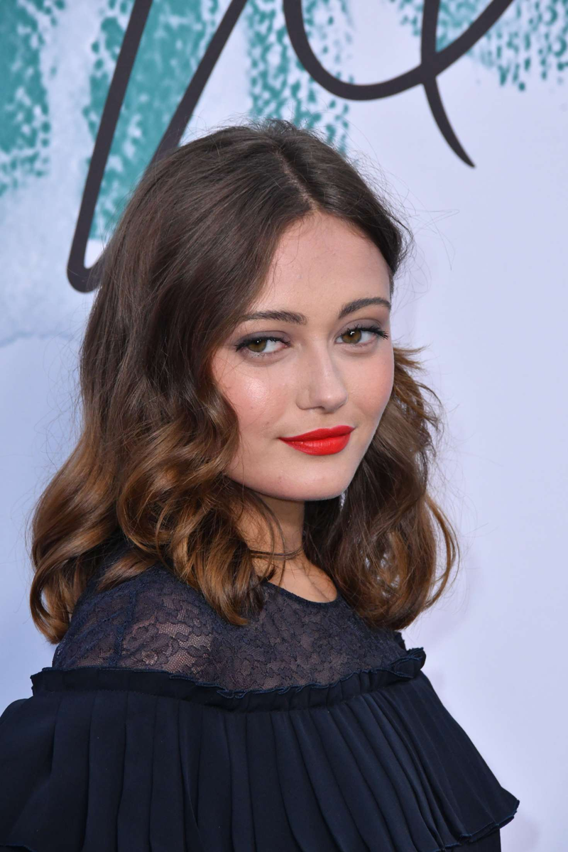 Ella Purnell - Foto 13