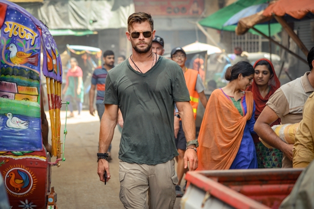 Chris Hemsworth revela bastidores de ação em Resgate, veja