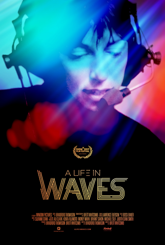 Poster 1 de Filme A Life in Waves (2017)