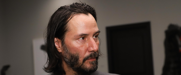 Keanu Reeves pede clemência para diretor acusado de desviar US$ 11 milhões da Netflix