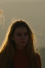 La colline où rugissent les lionnes (La colline où rugissent les lionnes)