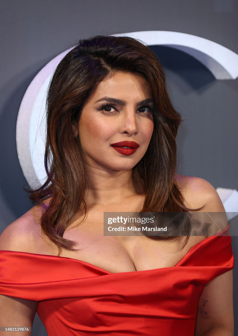 Priyanka Chopra Jonas - Foto 1
