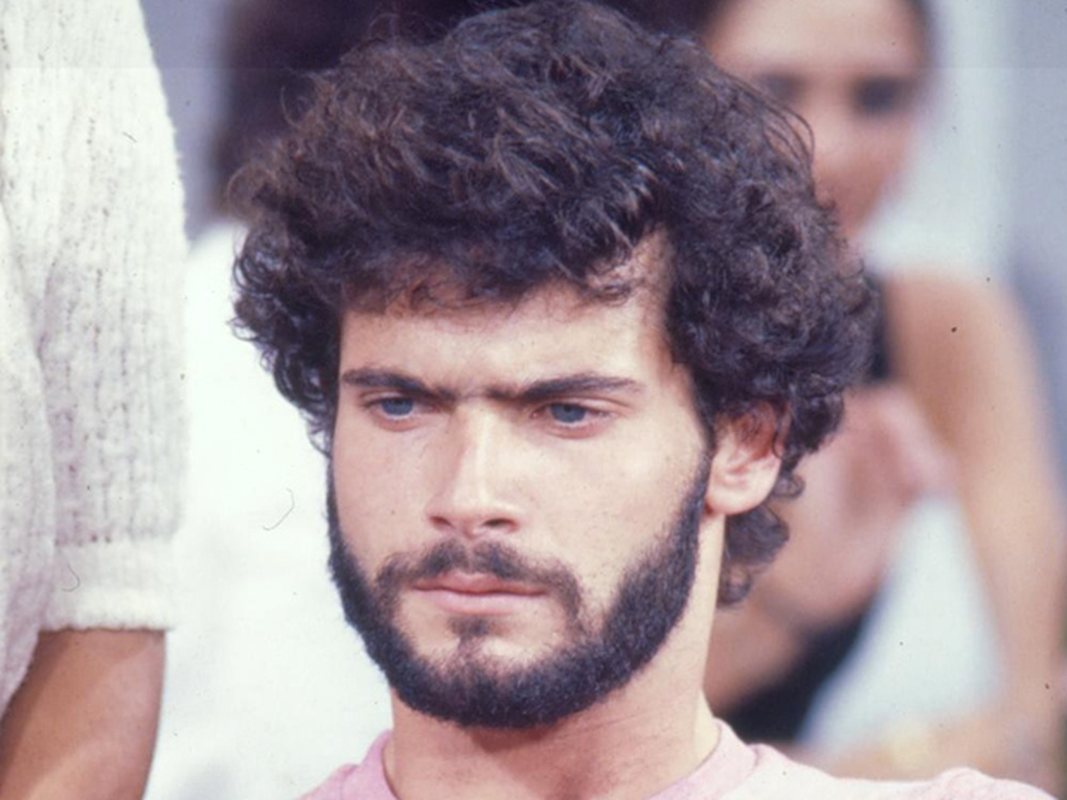 Lauro Corona - Foto 4