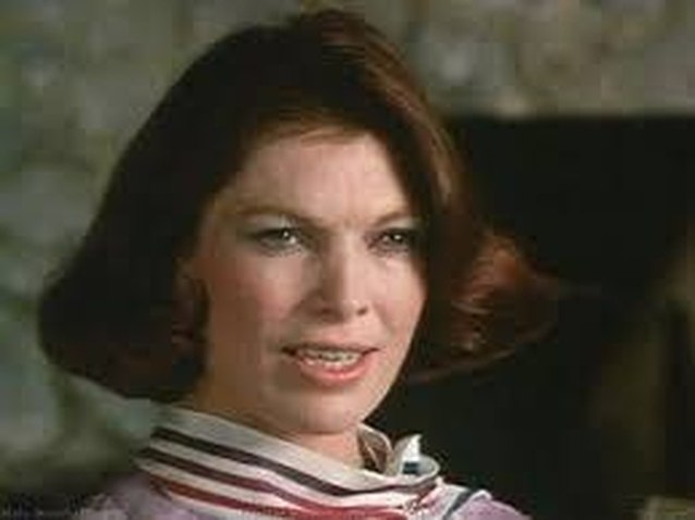 Katherine Woodville (12 de Março de 1938) Artista Filmow