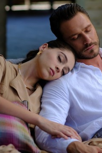 Poster de Episódio Ayrılmaz İkili (2022)