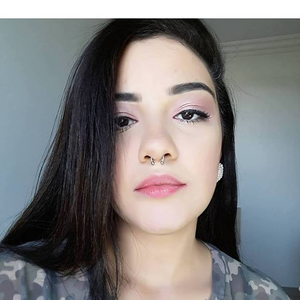 Foto de perfil de Lorena Vieira