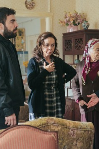 Poster de Episódio 10. Bölüm (2024)