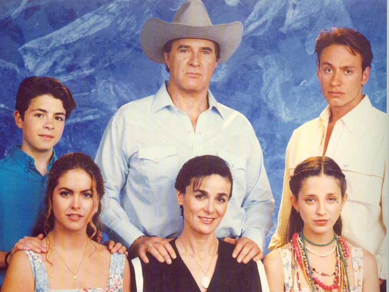 Foto 1 de Los parientes pobres