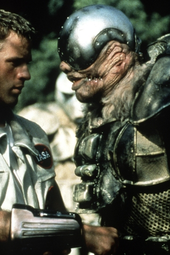 Poster de Episódio Throne for a Loss (1999)