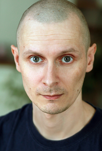 Paul Warren (VI) - Poster 1
