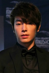 Lee Dong Hae - Poster 1