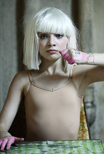 Sia: Chandelier - Poster / Capa / Cartaz - Oficial 1