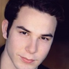 Skylar Astin - Foto 1