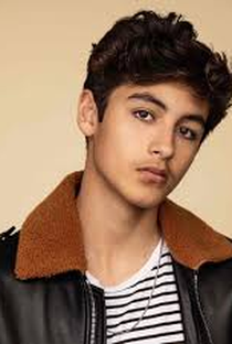 Marcel Ruiz