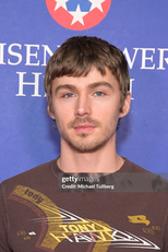 Miles Heizer