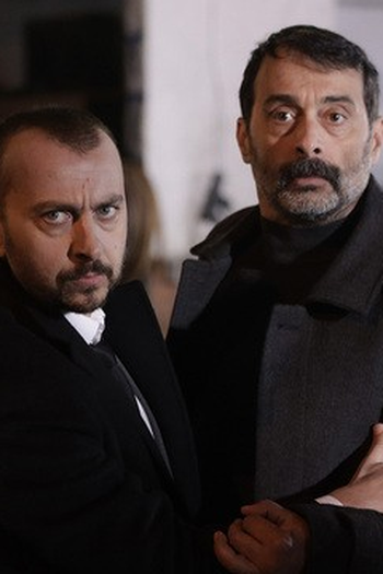Poster de Episódio 15. Bölüm (2021)