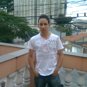 Foto de perfil de Rodrigo Teixeira Bento