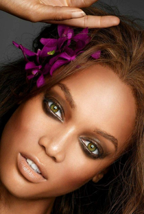 Tyra Banks - Poster 1