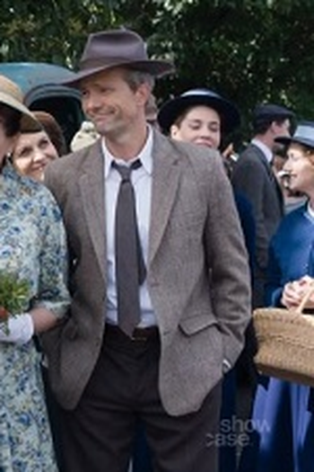 Poster de Episódio Home to Roost (2016)