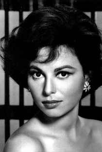 Haya Harareet - Poster 1