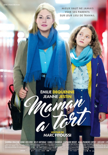 A Garota do Armário (Maman a tort)