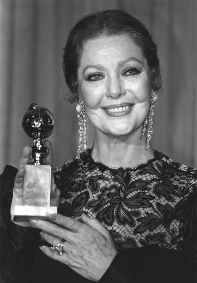 Loretta Young - Foto 12