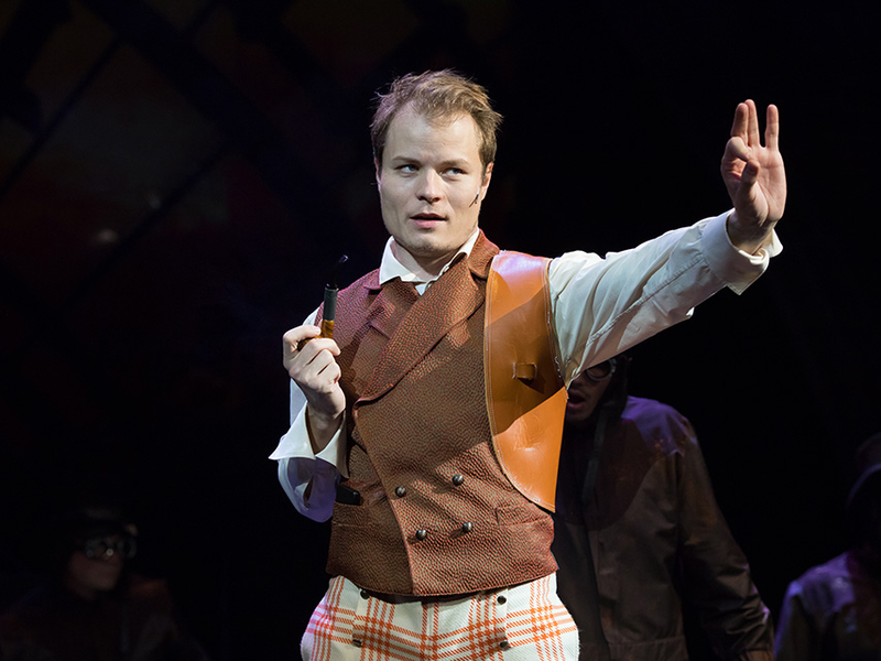 Foto 9 de A Legend Named Holmes (Play)