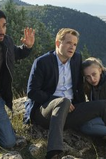 Poster de Episódio Refuge (2017)